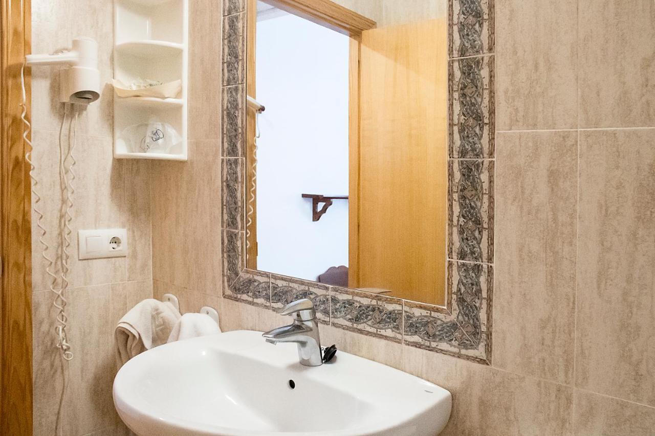 Hotel Geminis Ciutadella  Buitenkant foto